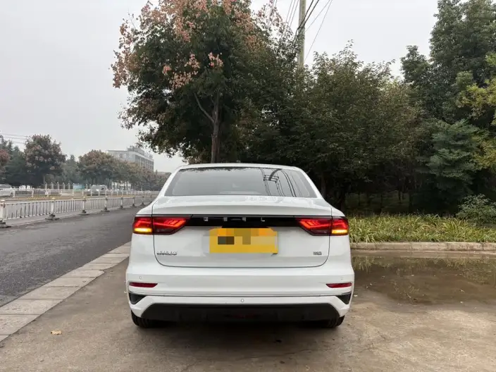 Geely Emgrand 2023 Model No. 4 Gen Champion Edition 1.5L CVT Luxury Model – фото 5