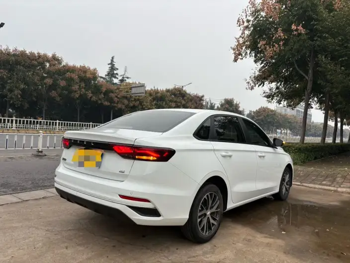 Geely Emgrand 2023 Model No. 4 Gen Champion Edition 1.5L CVT Luxury Model – фото 6