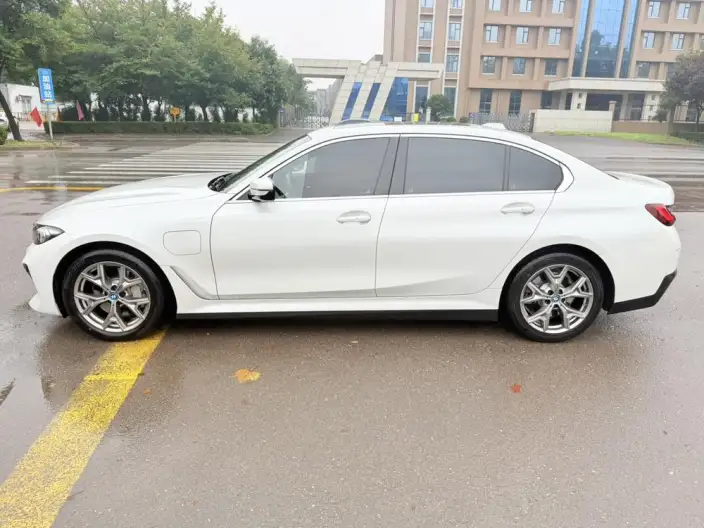 BMW i3 2022 Model eDrive35L – фото 4