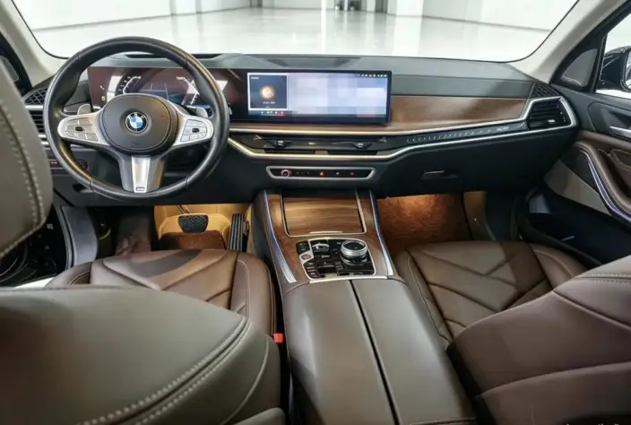 BMW X5 2023 Model xDrive30Li Exclusive Model M Sports Night Set – фото 7