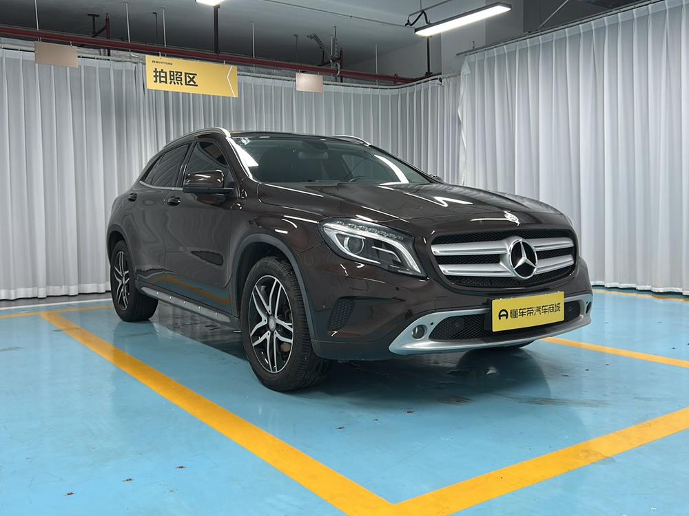 Mercedes-Benz GLA 2015 GLA 200 Style