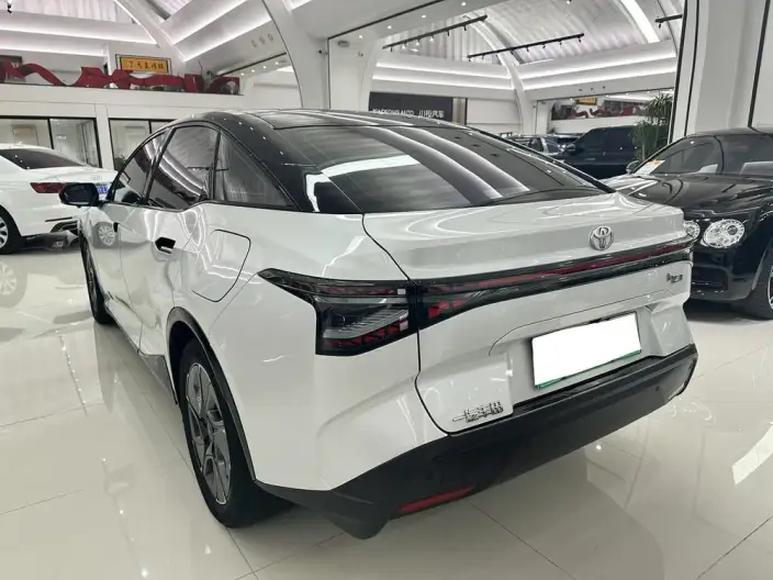 TOYOTA bZ3 2023 Model Elite PRO – фото 4