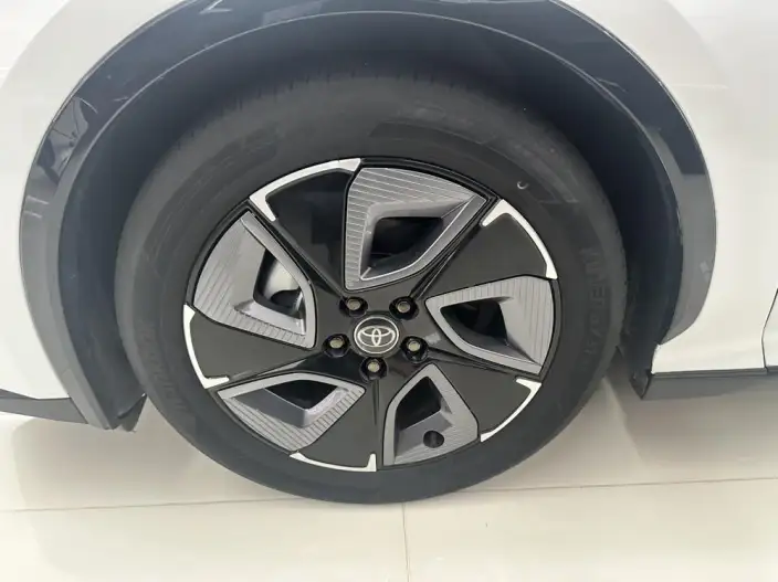 TOYOTA bZ3 2023 Model Elite PRO – фото 7