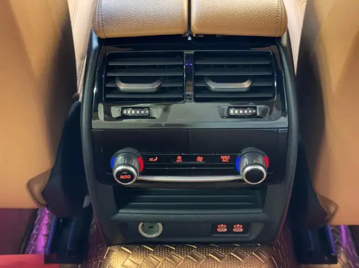 BMW 6 Series GT 2022 Model 630i M Sports Set – фото 10