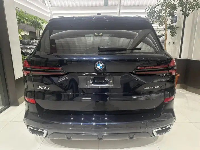 BMW X5 2023 Model xDrive30Li Exclusive Model M Sports Night Set – фото 4