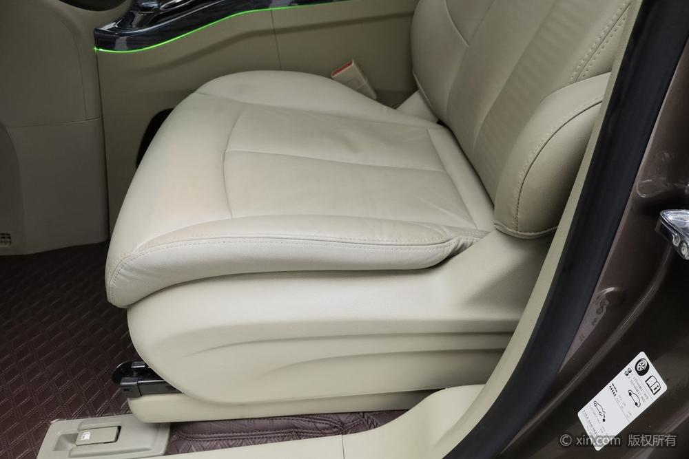 Buick GL8 2018 28T Luxury China VI – фото 18