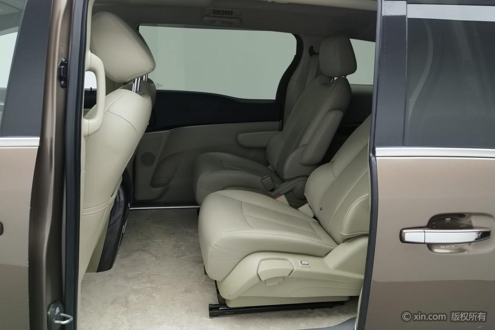Buick GL8 2018 28T Luxury China VI – фото 19