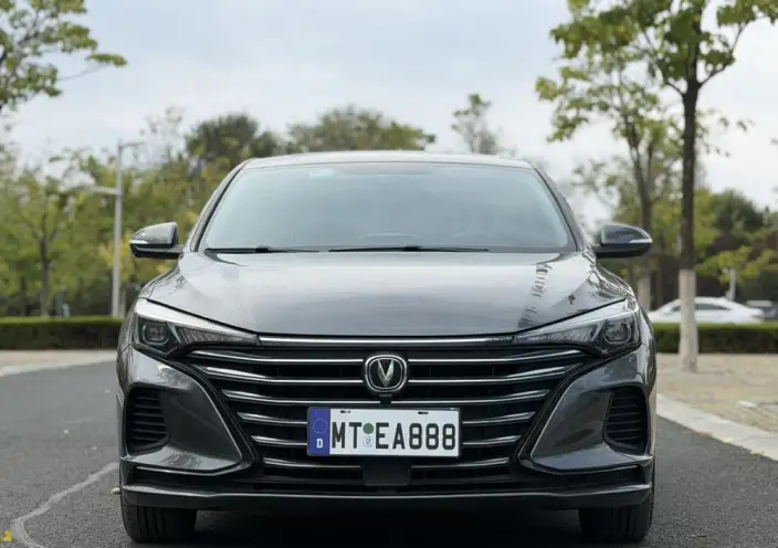 Changan Eado 2022 Model PLUS 1.6L GDI CVT Luxury Model – фото 2