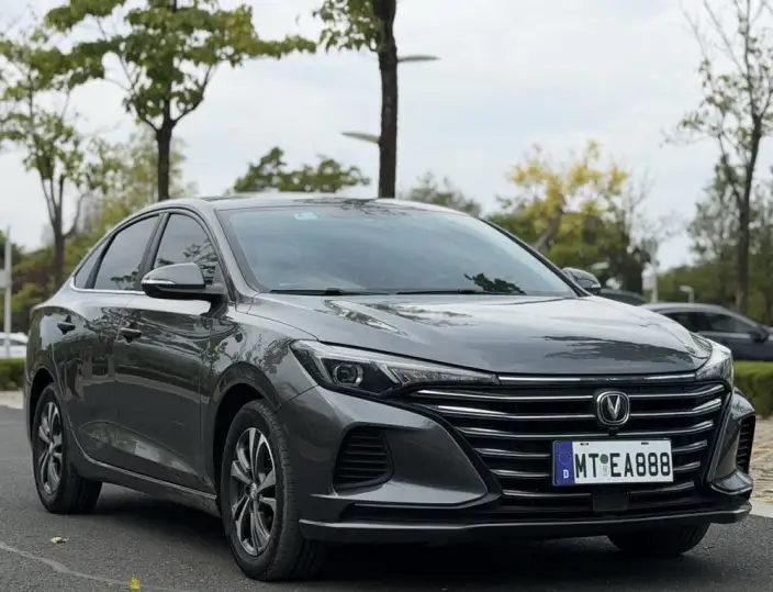Changan Eado 2022 Model PLUS 1.6L GDI CVT Luxury Model – фото 3