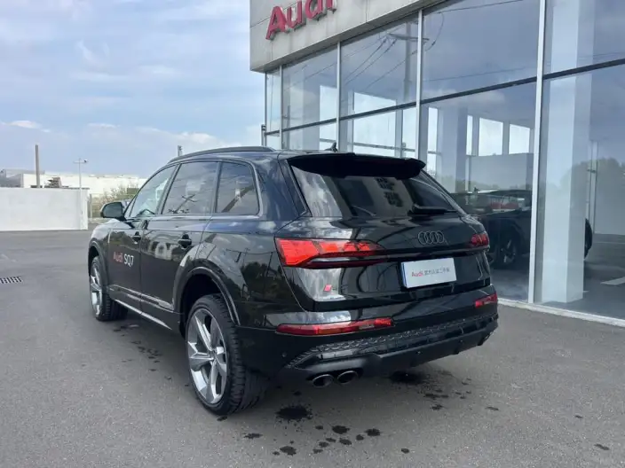 AUDI SQ7 2024 Model 4.0 TFSI – фото 6