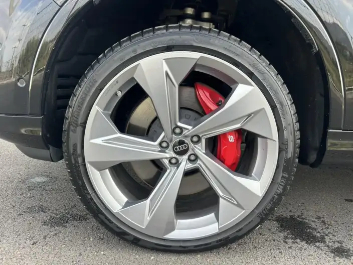 AUDI SQ7 2024 Model 4.0 TFSI – фото 7