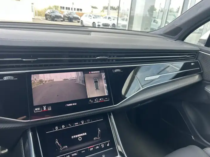 AUDI SQ7 2024 Model 4.0 TFSI – фото 9