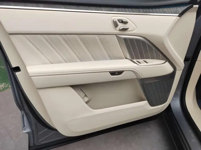 ONVO L90 2025 Model VI seat Edition Max – фото 7