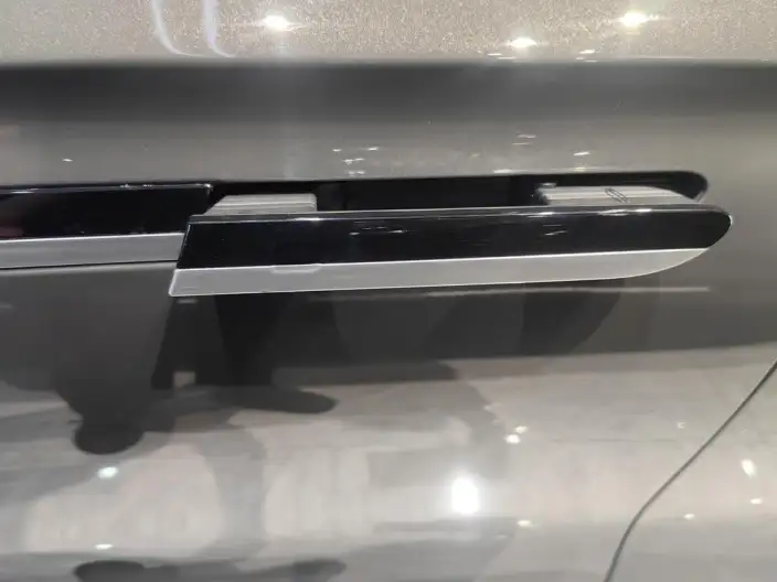 Lincoln Z 2022 Model Facelift i Xiang Zunya Edition – фото 10