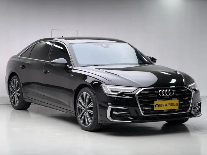 Audi A6L 2025 Model 55 TFSI quattro Exclusive Dynamic Model – фото 3