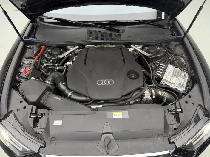 Audi A6L 2025 Model 55 TFSI quattro Exclusive Dynamic Model – фото 10