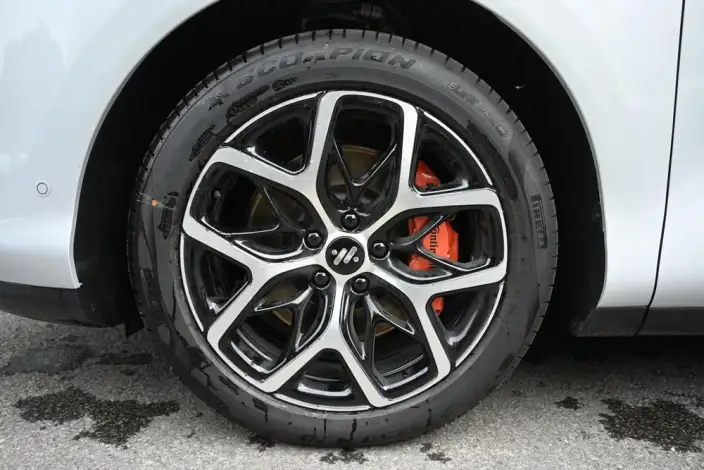 IM LS6 2027 Model EV Pro Max – фото 8