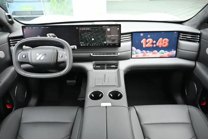 IM LS6 2027 Model EV Pro Max – фото 10
