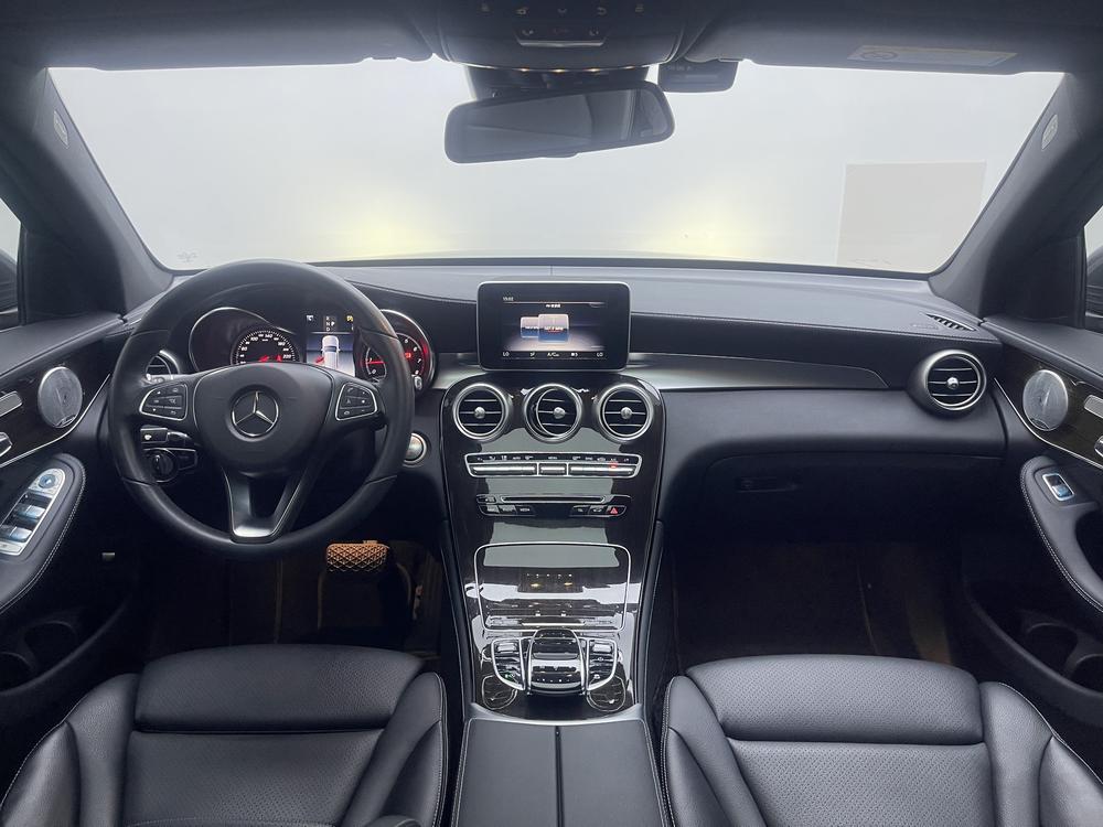Mercedes-Benz GLC 2017 GLC 260 4MATIC Luxury – фото 14