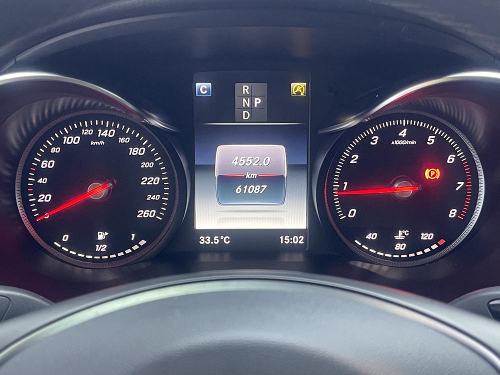 Mercedes-Benz GLC 2017 GLC 260 4MATIC Luxury – фото 15