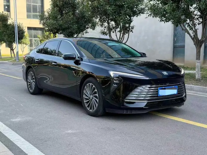 Buick LaCrosse 2024 Model 28T Automatic Yue Zun Edition – фото 3