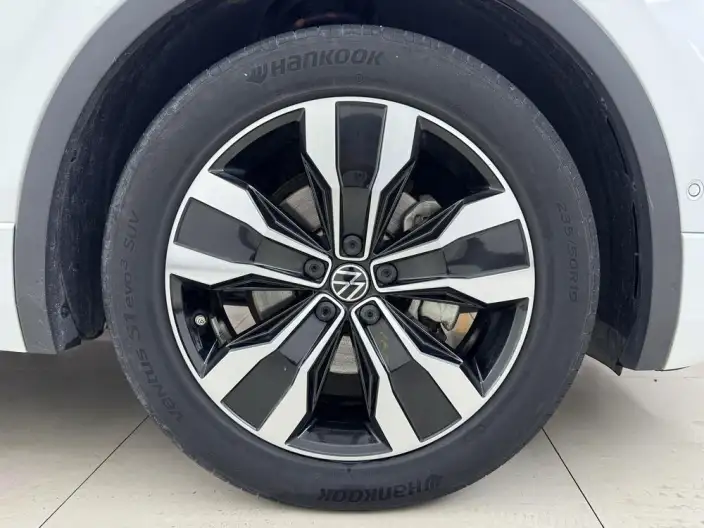 Volkswagen Tiguan L 2023 Model 330TSI 2WD R-Line Enjoy the version more – фото 8