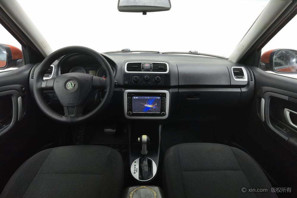 Skoda Fabia 2009 модификация 1.4L автоматическое Jingling Edition – фото 13