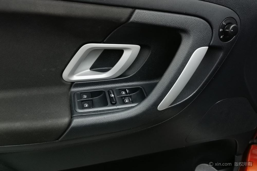Skoda Fabia 2009 модификация 1.4L автоматическое Jingling Edition – фото 22
