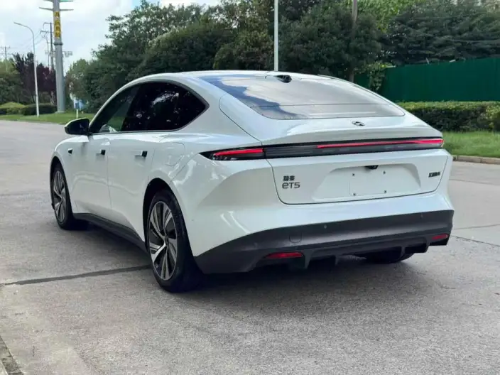 NIO ET5 2022 Model 75kWh – фото 4