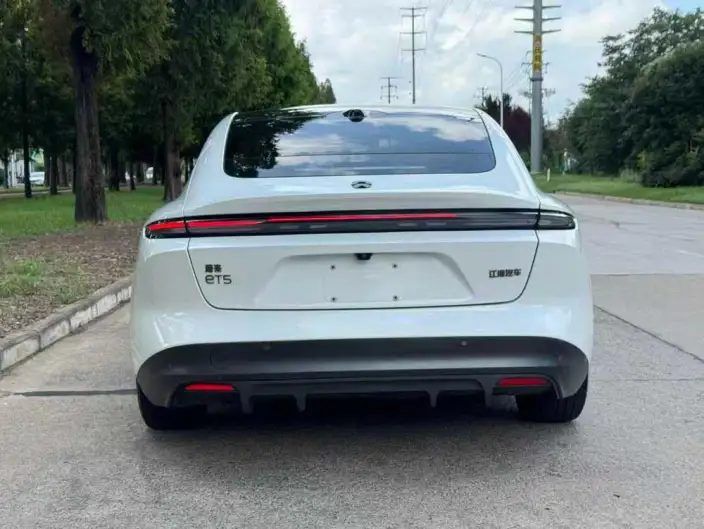 NIO ET5 2022 Model 75kWh – фото 5