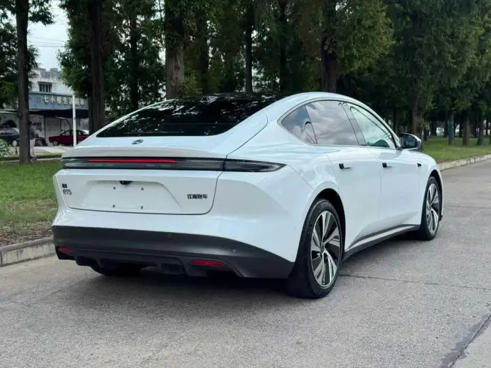 NIO ET5 2022 Model 75kWh – фото 6