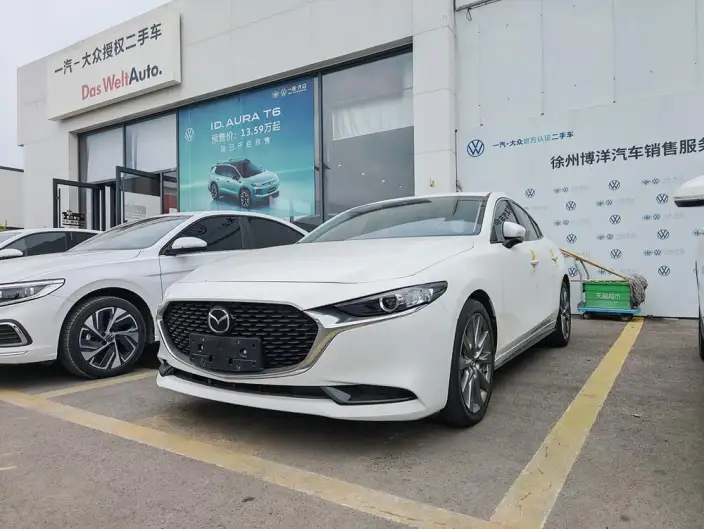 Mazda3 Axela 2020 Model 2.0L Automatic Zhi Ya Edition – фото 1