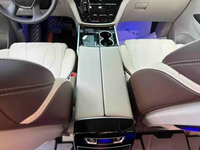 Buick GL8 2023 Model ES Luzun 2.0T Comfort Model – фото 8