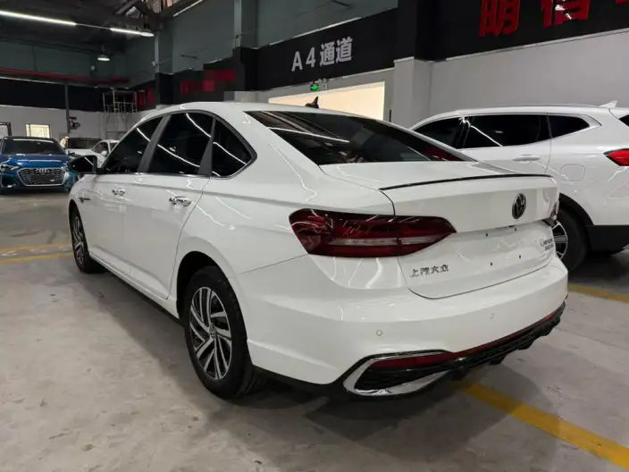 Volkswagen Lavida 2023 Model 280TSI DSG Starry Sky Yongyi Edition – фото 4