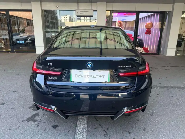 BMW i3 2026 Model Facelift eDrive40L Night Set – фото 4