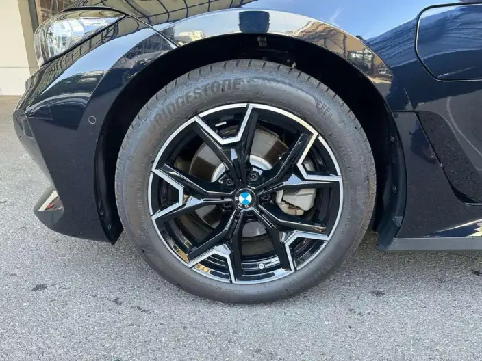 BMW i3 2026 Model Facelift eDrive40L Night Set – фото 7