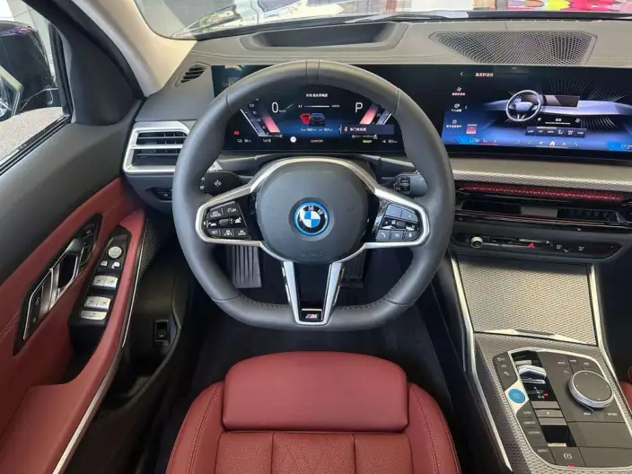 BMW i3 2026 Model Facelift eDrive40L Night Set – фото 10
