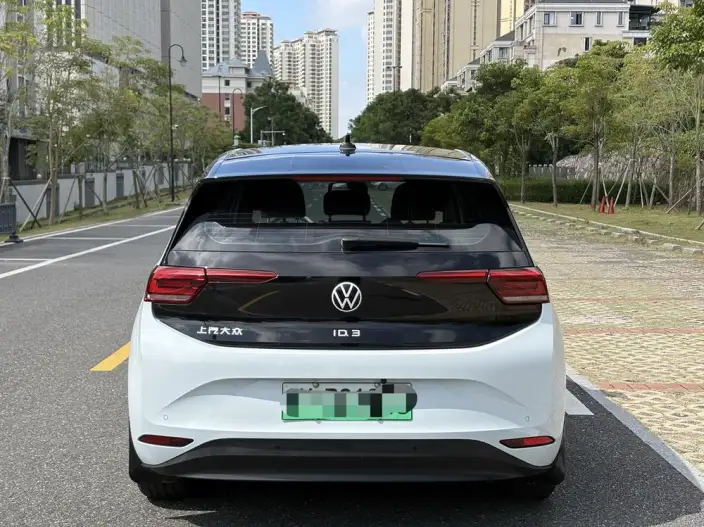 Volkswagen ID.3 2023 Model L Class Model Pure Smart Edition – фото 5