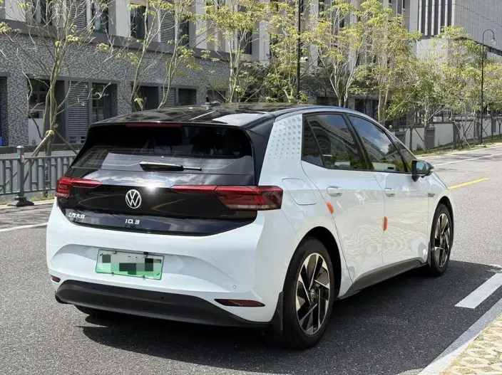Volkswagen ID.3 2023 Model L Class Model Pure Smart Edition – фото 6