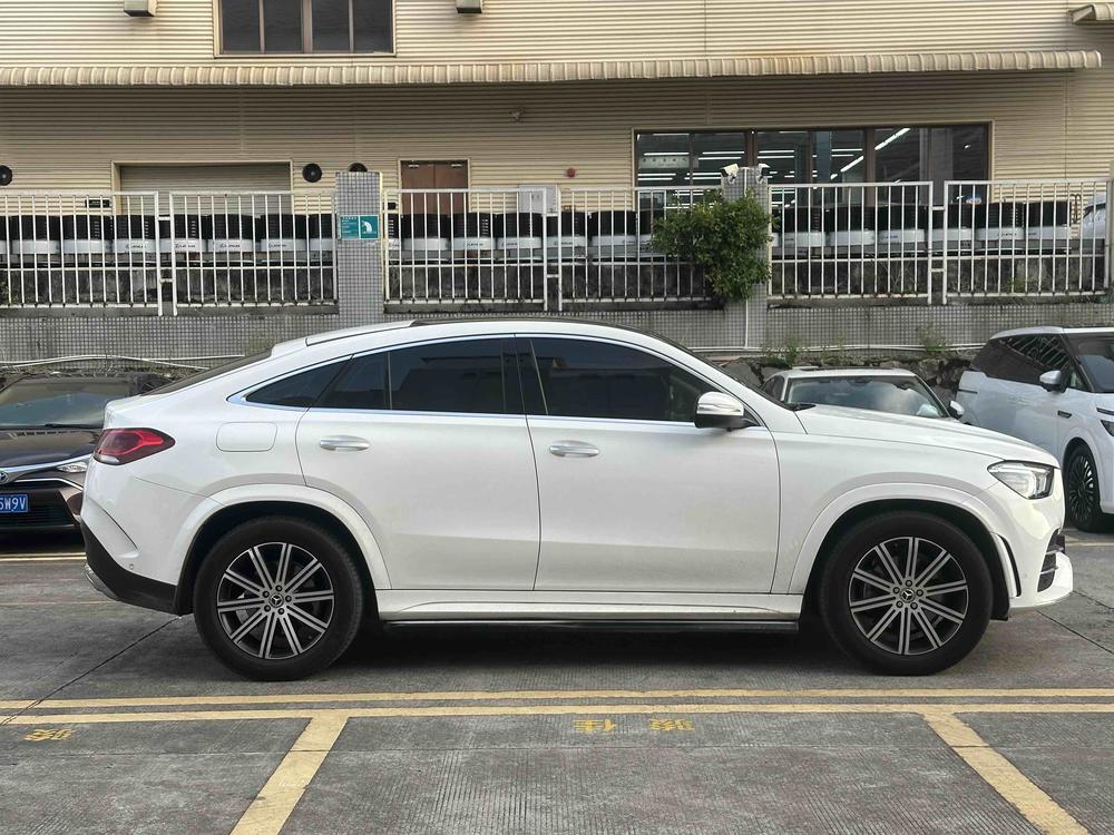 Mercedes-Benz GLE Coupe 2023 GLE 350 4MATIC Coupe Внедорожник Style – фото 7