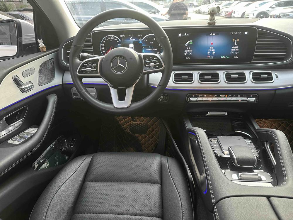 Mercedes-Benz GLE Coupe 2023 GLE 350 4MATIC Coupe Внедорожник Style – фото 15