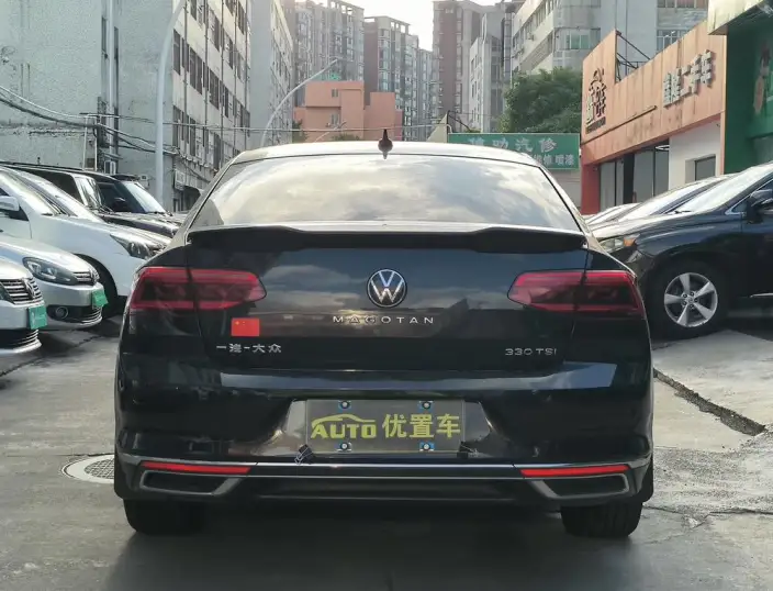 Volkswagen Magotan 2021 Model 330TSI DSG 30th Anniversary Memorial Edition – фото 4
