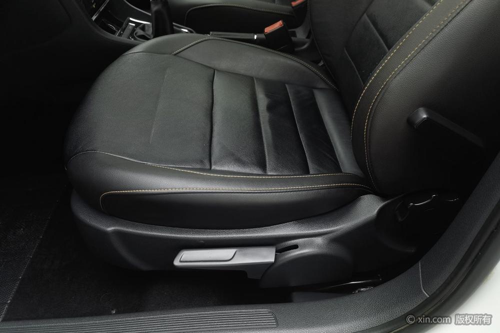 Volkswagen Bora 2018 модификация 1.5L Manual Com f ort – фото 18