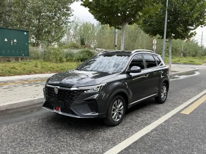 Roewe RX5 2023 Model PLUS 330TGI Automatic Trendy Zhihui Edition – фото 1