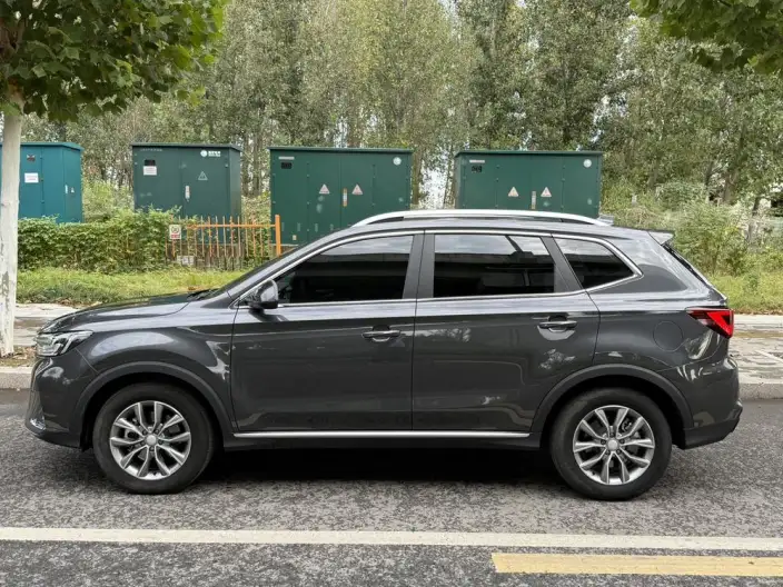 Roewe RX5 2023 Model PLUS 330TGI Automatic Trendy Zhihui Edition – фото 4
