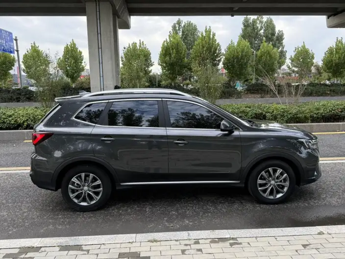 Roewe RX5 2023 Model PLUS 330TGI Automatic Trendy Zhihui Edition – фото 8