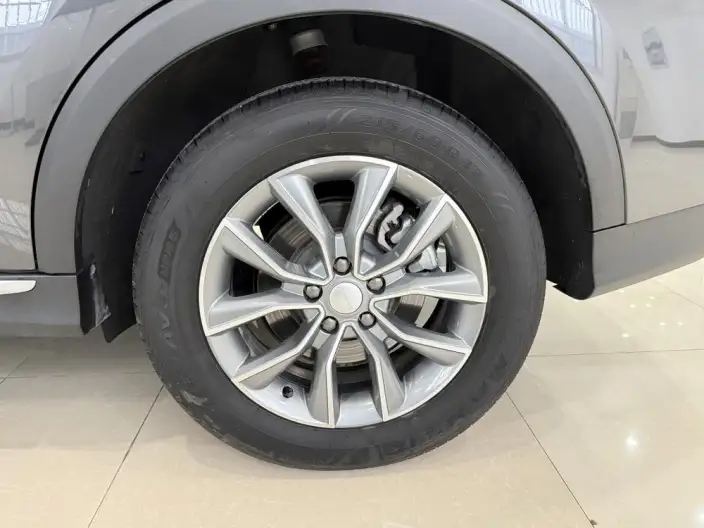 Roewe RX5 2023 Model PLUS 330TGI Automatic Trendy Zhihui Edition – фото 9