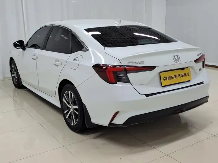 Model Ge 2023 Model 240TURBO CVT Leading version – фото 5