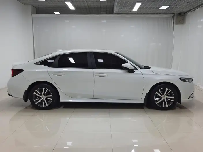 Model Ge 2023 Model 240TURBO CVT Leading version – фото 8