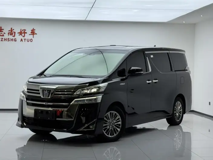 Vellfire 2021 Model Toyota Crown Hybrid 2.5L HV Deluxe Edition – фото 1